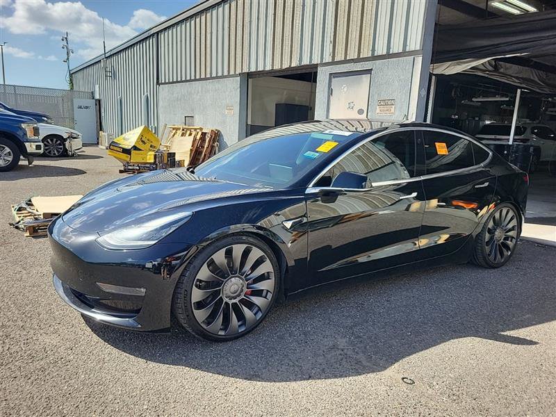 Used 2018 Tesla Model 3 Long Range RWD image 3