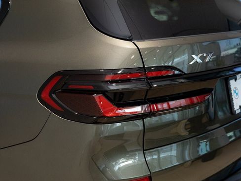 New 2026 BMW X7 xDrive40i w/ M Sport Package image 9