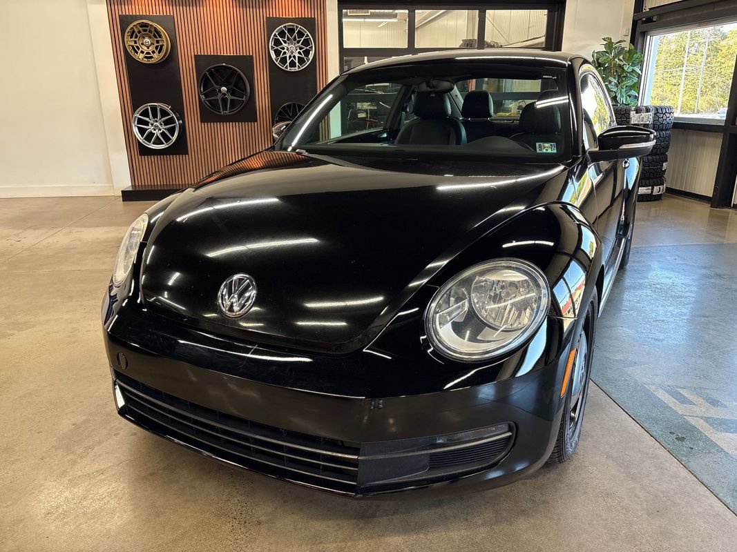 Used 2013 Volkswagen Beetle 2.5 FWD image 2