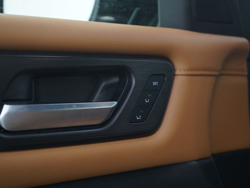 Certified 2025 Nissan Armada SL AWD/4WD image 23