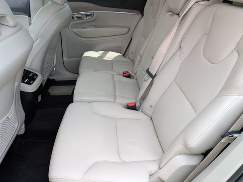 Used 2023 Volvo XC90 B6 Plus AWD/4WD image 28