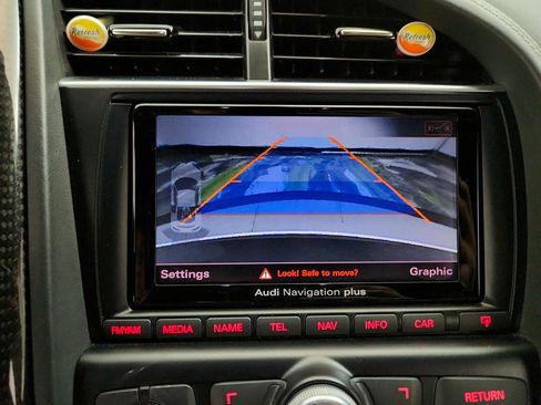 Used 2014 Audi R8 V10 image 19