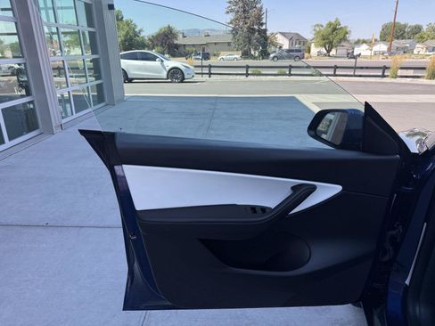 Used 2020 Tesla Model Y Long Range AWD/4WD image 11