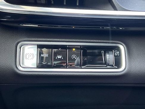 New 2025 Buick Envision Sport Touring image 28