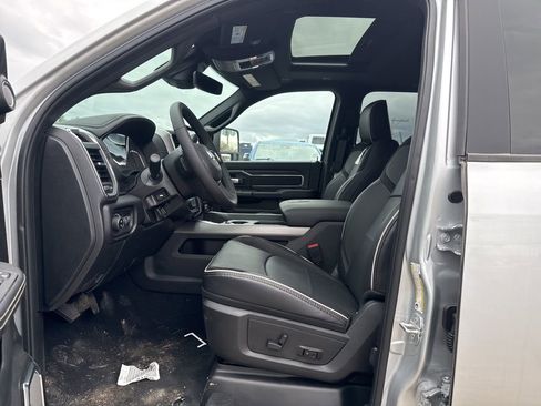 New 2026 RAM 2500 Laramie AWD/4WD image 20