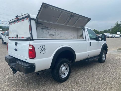 Used 2012 Ford F250 XL w/ Skid Plate Pkg AWD/4WD image 5