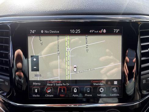 Used 2022 Jeep Grand Cherokee Limited image 20