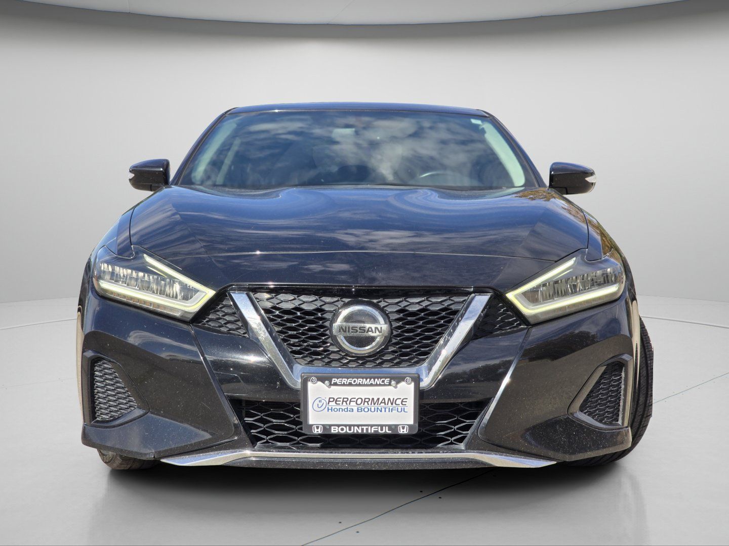 Used 2019 Nissan Maxima 3.5 SV w/ Floor Mat Group FWD image 3
