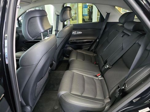 Used 2025 Genesis GV70 2.5T image 39