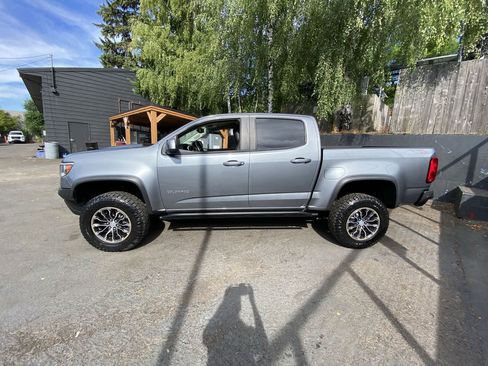 Used 2018 Chevrolet Colorado ZR2 AWD/4WD image 3