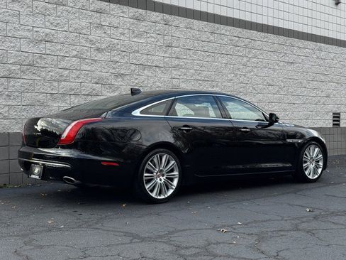 Used 2017 Jaguar XJ L Supercharged image 14