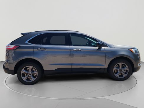 Used 2022 Ford Edge SEL w/ Sport Appearance Package AWD/4WD image 6