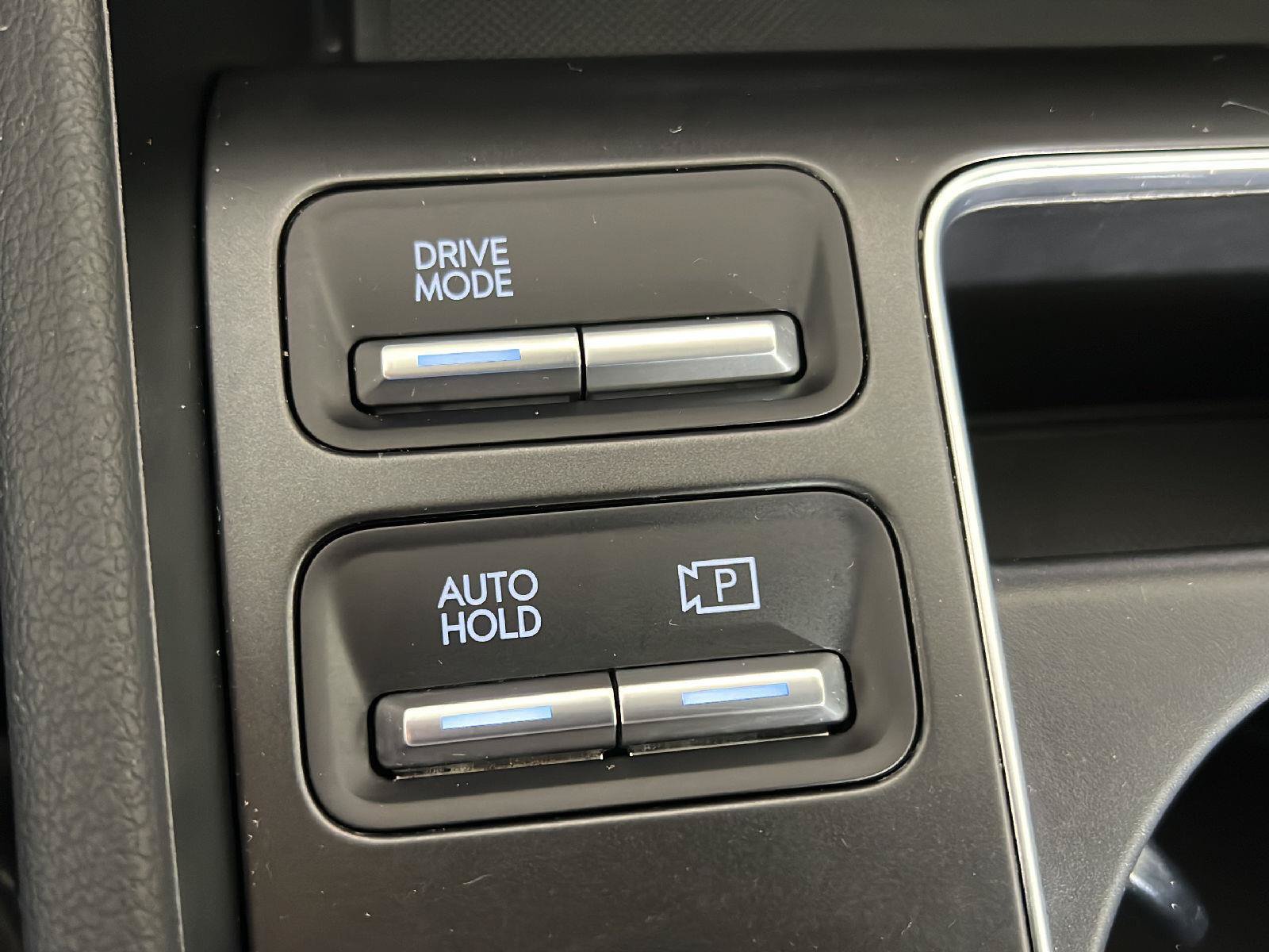 Used 2025 Hyundai Sonata SEL FWD image 33