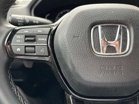 Used 2023 Honda Civic Sport image 7
