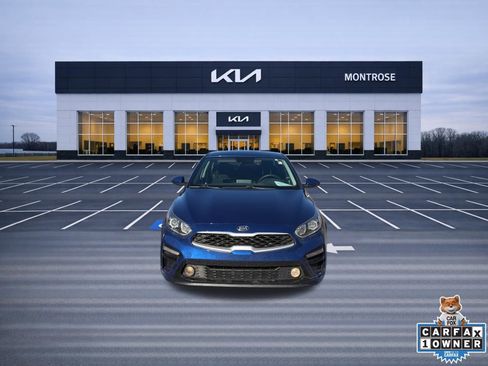 Used 2021 Kia Forte LXS image 2