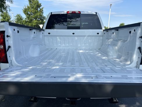 Used 2018 Chevrolet Silverado 1500 LT w/ All Star Edition AWD/4WD image 30