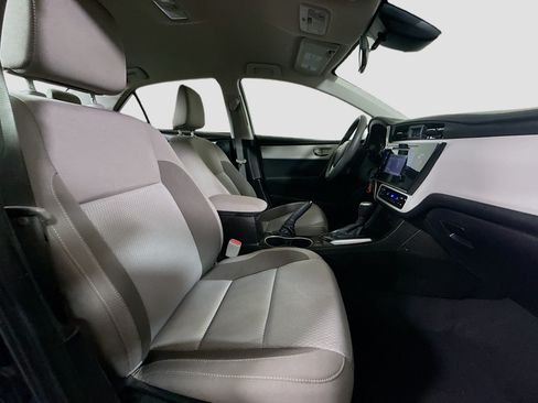 Used 2019 Toyota Corolla LE FWD image 28