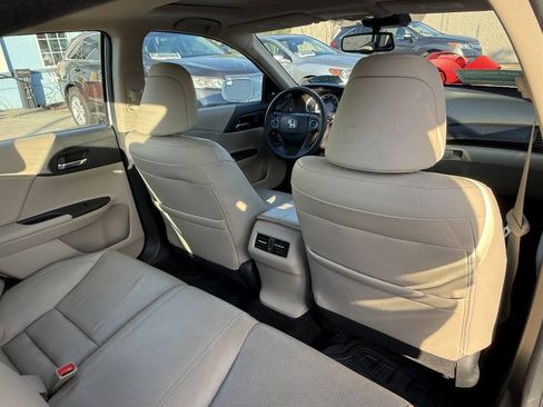 Used 2015 Honda Accord EX-L image 26