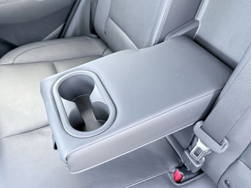 Used 2022 Hyundai Kona Limited FWD image 38
