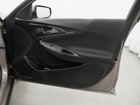 Used 2024 Chevrolet Malibu LT image 45