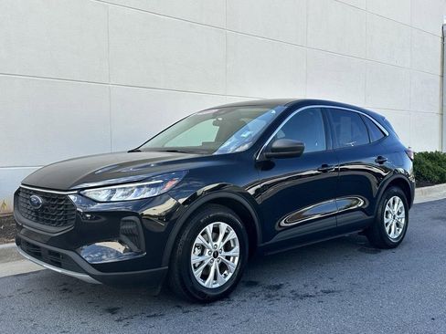 Used 2023 Ford Escape Active w/ Tech Pack #1 image 4