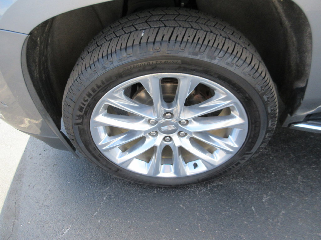 Used 2020 Cadillac Escalade Luxury AWD/4WD image 14