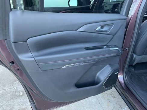 Used 2024 Chevrolet Traverse RS w/ LPO, Floor Liner Package image 20