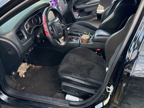 Used 2015 Dodge Charger R/T image 4