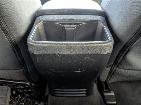 Used 2022 Toyota Tacoma TRD Off-Road image 17