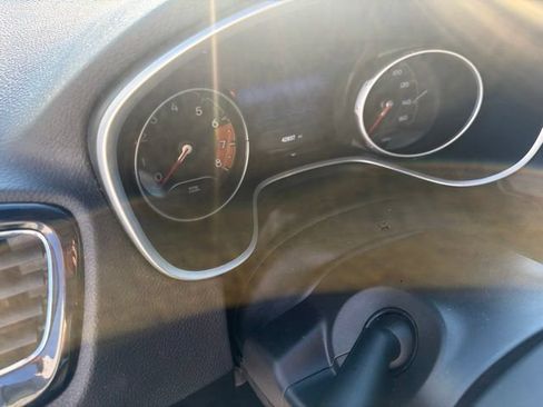 Used 2021 Jeep Compass Limited AWD/4WD image 10