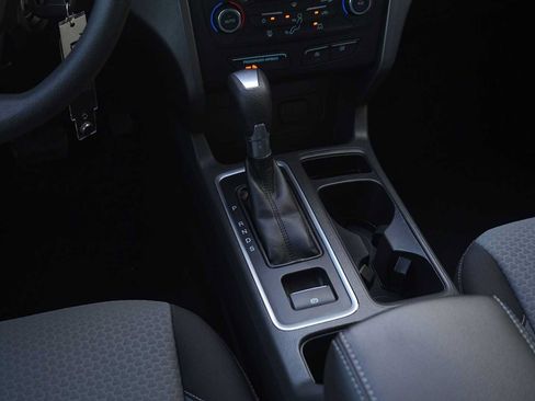Used 2017 Ford Escape SE FWD image 21