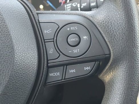 Used 2024 Toyota RAV4 XLE image 24