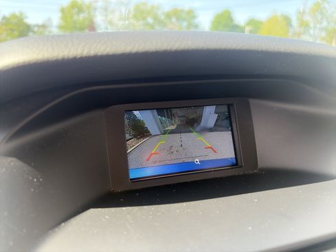 Used 2016 Ford Focus SE w/ SE Cold Weather Package FWD image 37