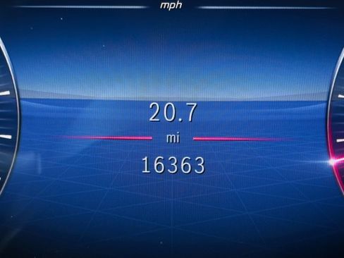 Used 2024 Mercedes-Benz GLE 350 4MATIC image 17