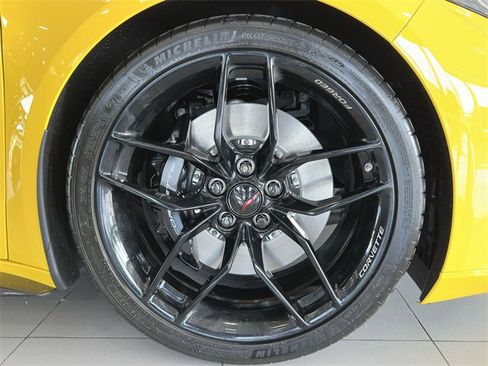 New 2025 Chevrolet Corvette Z06 image 9