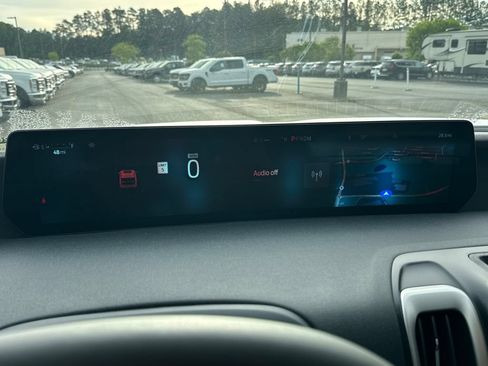 New 2026 Ford Expedition Max Active RWD image 2