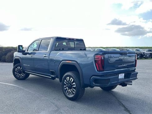 New 2026 GMC Sierra 2500 Denali Ultimate w/ Max Trailering Package image 5