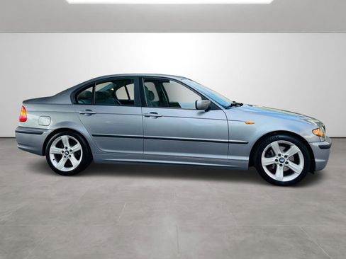 Used 2005 BMW 325i Sedan RWD image 17