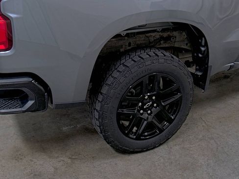 Used 2021 Chevrolet Silverado 1500 LT Trail Boss image 12