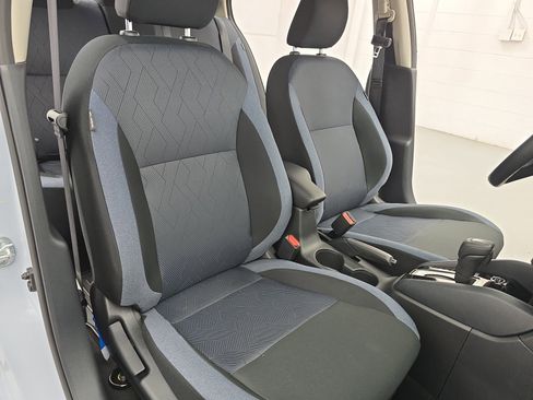 New 2025 Nissan Versa SV w/ Trunk Package image 10