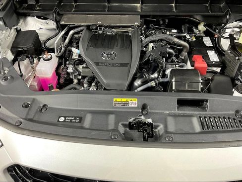 Used 2026 Toyota Highlander XSE AWD/4WD image 31