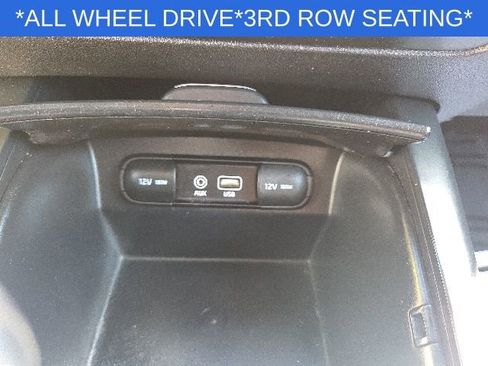 Used 2020 Kia Sorento LX AWD/4WD image 36