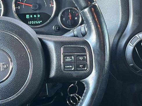 Used 2016 Jeep Wrangler Unlimited Sport w/ Quick Order Package 24S AWD/4WD image 18