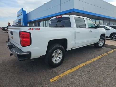 Used 2018 Chevrolet Silverado 1500 LT w/ Trailering Package image 3