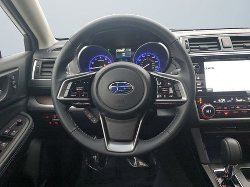 Used 2019 Subaru Outback 2.5i Limited w/ Popular Package #2 image 12
