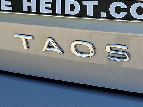 Certified 2025 Volkswagen Taos S AWD/4WD image 30
