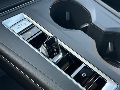 New 2026 Volkswagen Atlas Cross Sport SE image 19