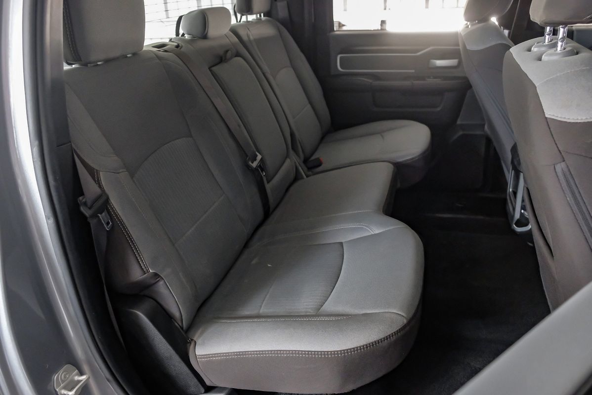 Used 2023 RAM 2500 Big Horn w/ Level 1 Equipment Group AWD/4WD image 34