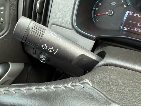 Used 2018 Chevrolet Colorado LT w/ LT Convenience Package RWD image 27