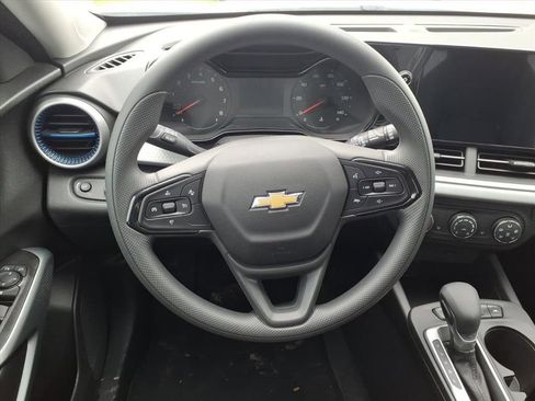 New 2026 Chevrolet Trax LS w/ LS Convenience Package FWD image 24